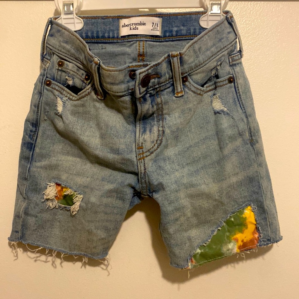 Abercrombie kids distressed boys shorts